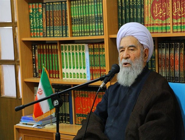 صحبت های زیبا کلام نقطه مقابل سخنان امام (ره) بود