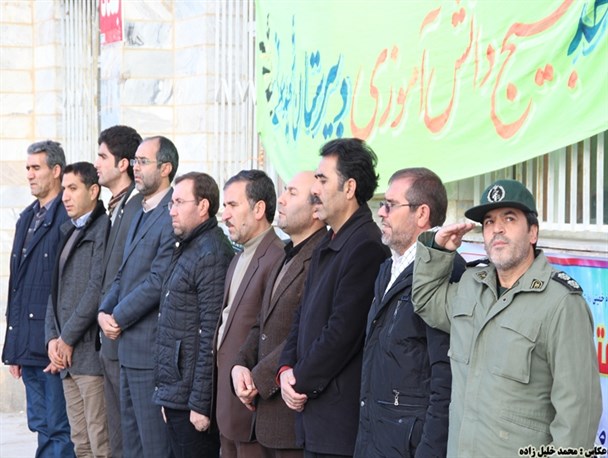 صبحگاه مشترک دانش آموزی در مدارس پلدشت