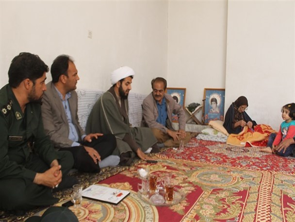 دیدار با مادر شهیدان عوض و حسن قاسمی نژاد راینی