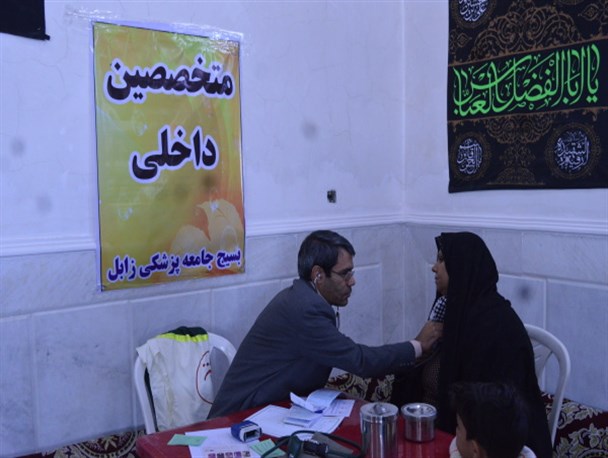ویزیت رایگان ۴۳۱ نفر در محله حسین آباد زابل