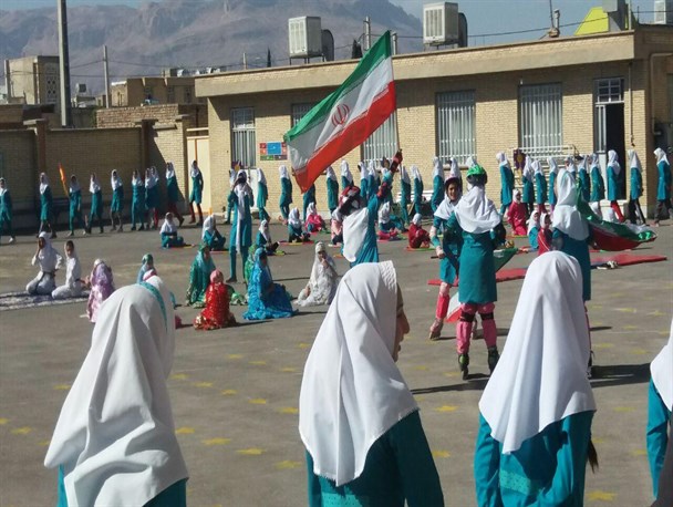 مراسم المپیاد ورزشی در آموزشگاه شهید غفاری نی ریز+تصاویر