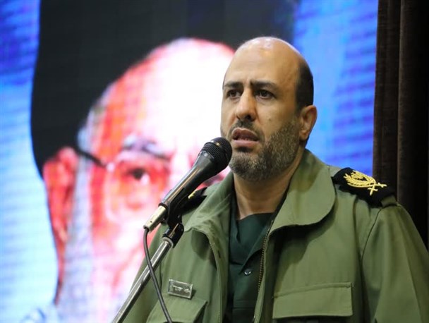 واکسیناسیون کرونا مصداق حاکمیت تفکر بسیجی بر مسئولین کشور بود/ فرهنگ بن‌بست‌شکن انقلاب کمر به دفاع از ارزش‌ها بست