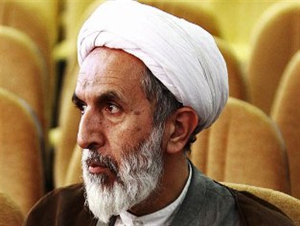 جرم سران فتنه با آب زمزم هم پاک نمی شود