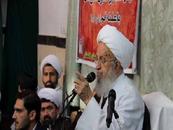 دشمن با تمام قدرت در حال سم پاشی است/دود اختلافات به چشم خود مسلمانان می رود