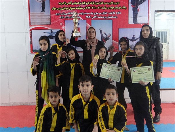 بانوان کونگ فو کار باقرشهر سوم کشور شدند+تصاویر