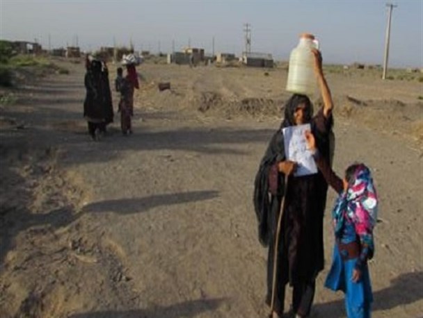 بزرگترین روستای غرب سیستان و بلوچستان در حسرت آب آشامیدنی/ رئیس اداره آب روستایی دلگان: انتقال آب به چاه کیچی نیازمند بودجه است