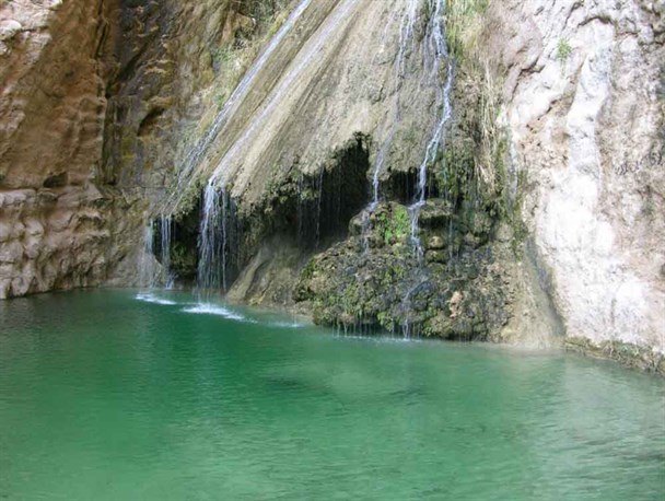 آبشار زیبای پارسیان در دل دریای آرام خلیج همیشه فارس+تصاویر