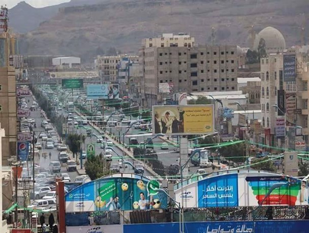 تصاویر/ آذین بندی خیابان های صعده و صنعا برای ولادت پیامبر