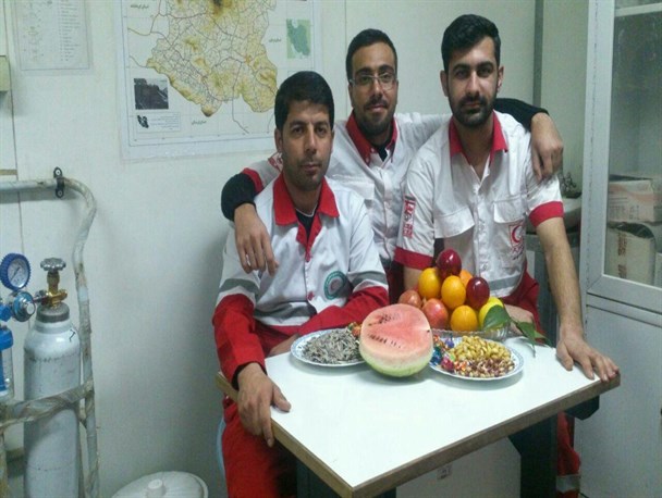 مردم بهار جشن ورود به زمستان را در شب چله جشن گرفتند+ تصاویر