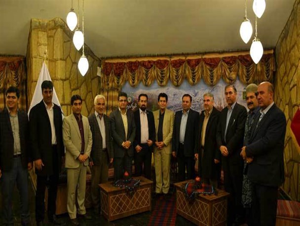 شب یلدای استاندار کهگیلویه و بویراحمد در بایکوت خبری + تصاویر