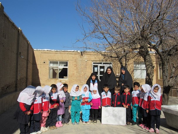 برگزاری مانور زلزله در مهد کودک های شهرستان کبودراهنگ