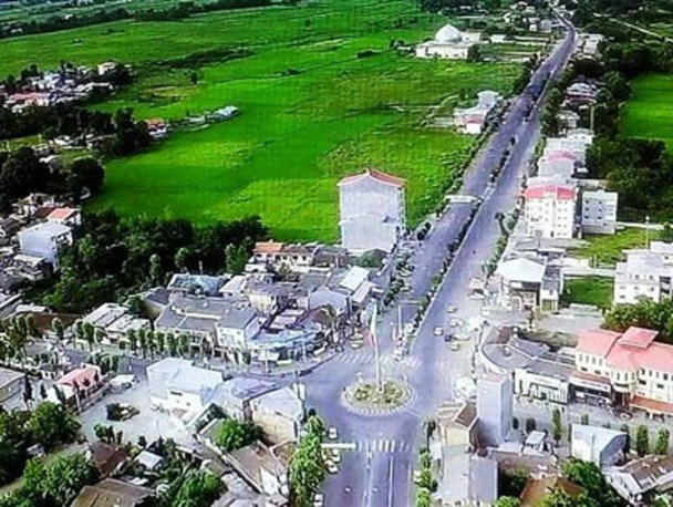 چرا مدیران در شفت سکونت پیدا نمی کنند؟