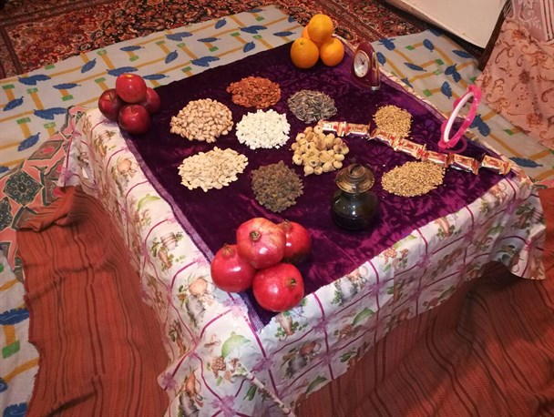 سفره‌های سنتی یلدای فراهانی‌ها+تصاویر