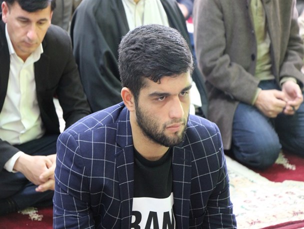 تجلیل از"سعید اکوان‌پور"قهرمان ورزشی مغان در نماز جمعه اصلاندوز+تصاویر