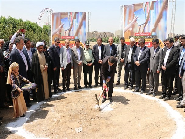 تیر ساخت کتابخانه مرکزی ۱۴هزار متر مربعی در البرز به سنگ خورد/ پیشرفت ۱۰درصدی پروژه و وعده‌هایی که ۲ سال بر زمین ماند