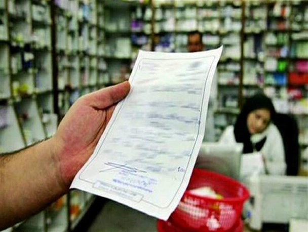 «نسخه‌پیچی‌ الکترونیک»، نسخه تخلف و زیاده‌خواهی را پیچید!/ حصول شفافیت حوزه دارو، با حذف «دفترچه های درمان»