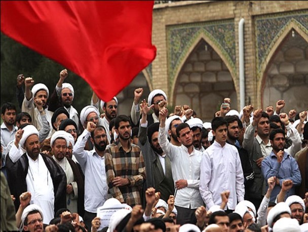 تجمع مردم ولایتمدار مهریز در اهانت به ساحت مقدس پیامبر اعظم (ص)