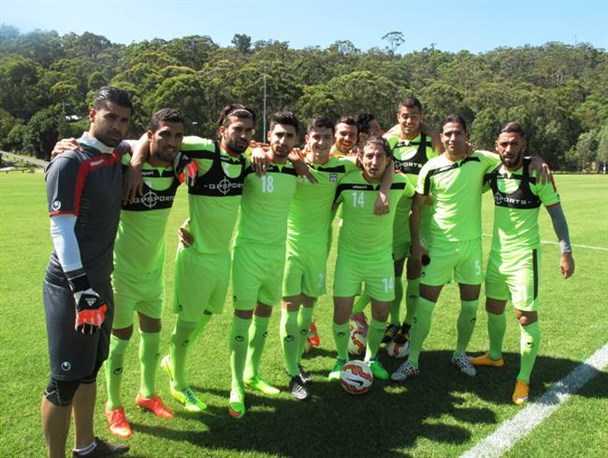 ملی پوشان با خیال راحت عکس سلفی بگیرند