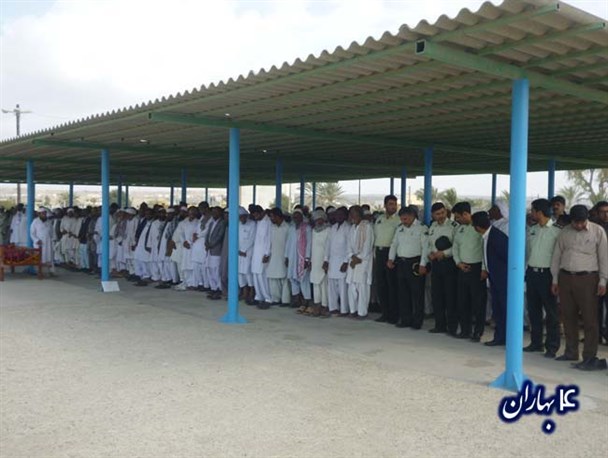 تشییع پیکر پدر شهید محمد انت در چابهار/ عکس