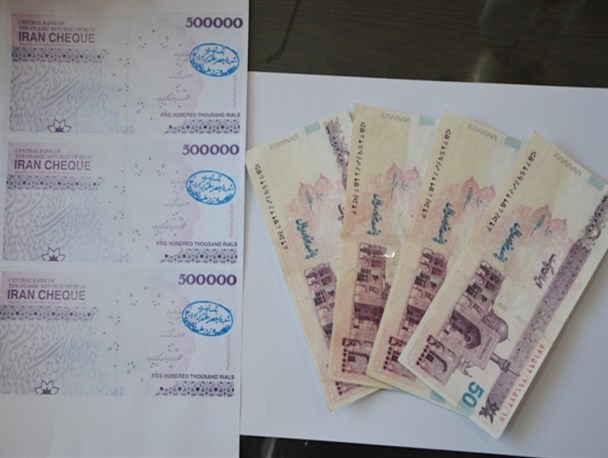 کشف بیش از 160 میلیون ریال چک پول و اسکناس جعلی