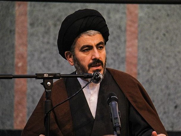 تولی و تبری راه را برای نفوذ دشمن می بندد/مهمترین مسئله برای نفوذ مودت و محبت است