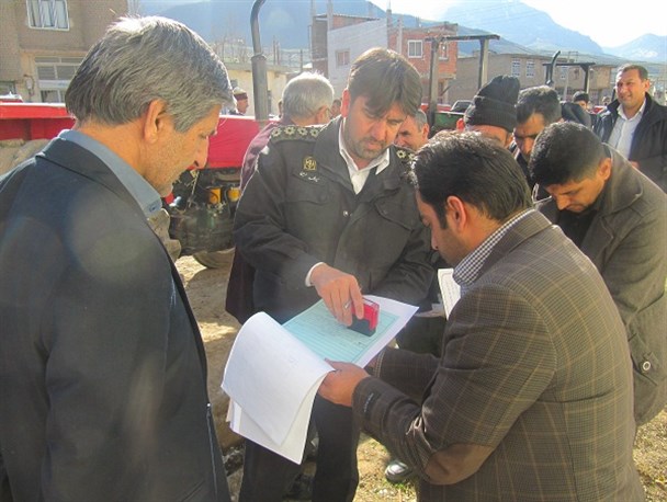 آغاز پلاک گذاری ادوات کشاورزی در شهرستان مینودشت + تصاویر