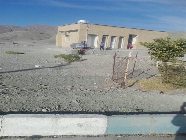 دبستان ۳ کلاسه روستای گروغ بشاگرد محلی محروم برای تربیت کودکان + تصاویر