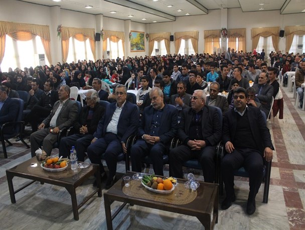 صحبت‌های فراتر از شهرستان از فرماندار میاندورود