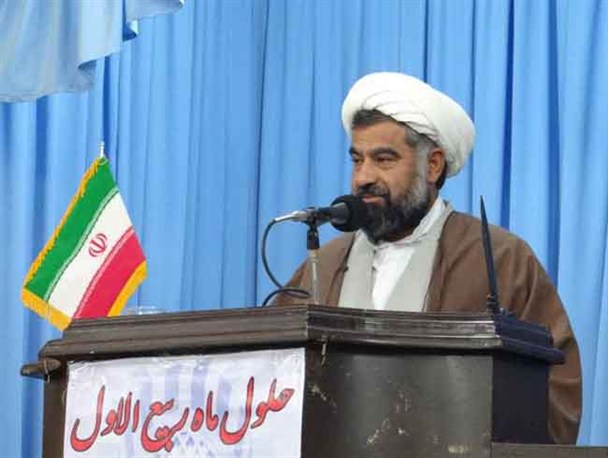 برخی ها غلط می کنند که می گویند آمریکا می خواهد غلطی بکند