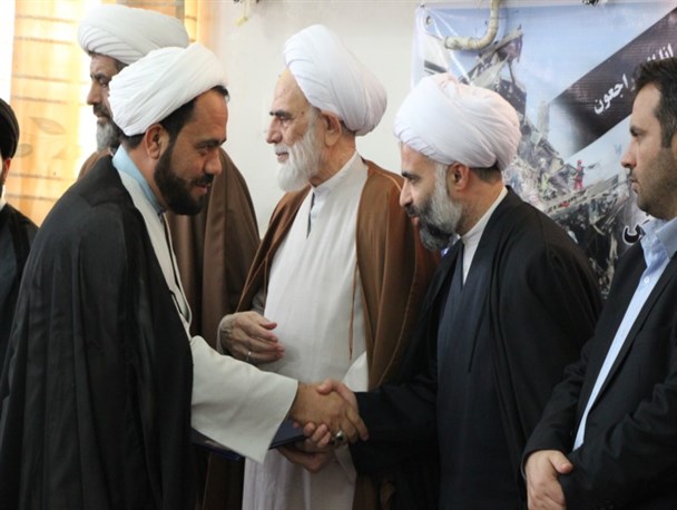 تجلیل از خادمان و ائمه جماعات فعال مساجد اصلاندوز+عکس