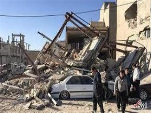 اولین سفر رسماً سیاسی به مناطق زلزله زده ۷۰ روز بعد از زلزله/ بهره سیاسی از دردهای مردم