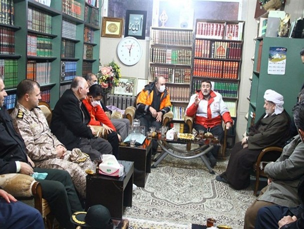 لزوم بازگشایی راه‌های مسدود در روستاهای پاوه/ مشارکت مردم در شرایط سخت ارزشمند است