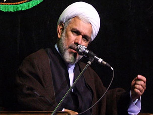 وزیری که می گوید ما دشمن نداریم بویی از فرهنگ اهل بیت نبرده است / دینداری امروز به مراتب از اوایل انقلاب سخت تر است