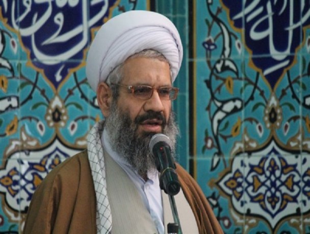 سخنرانی آیت الله حاجی‌زاده امام جمعه اهر در جمع مردم میانه +تصاویر