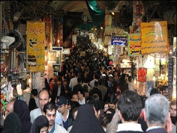 اقتصاد دست‌مایه‌ای اثرگذار در منافع انتخاباتی/ خرید شب عید تحت تاثیر فضای انتخاباتی است
