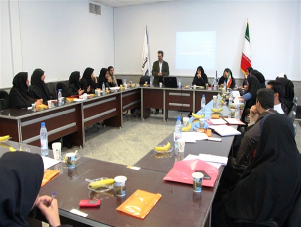 برگزاری کارگاه شناخت درمانی در دانشگاه پیام نور کرمان