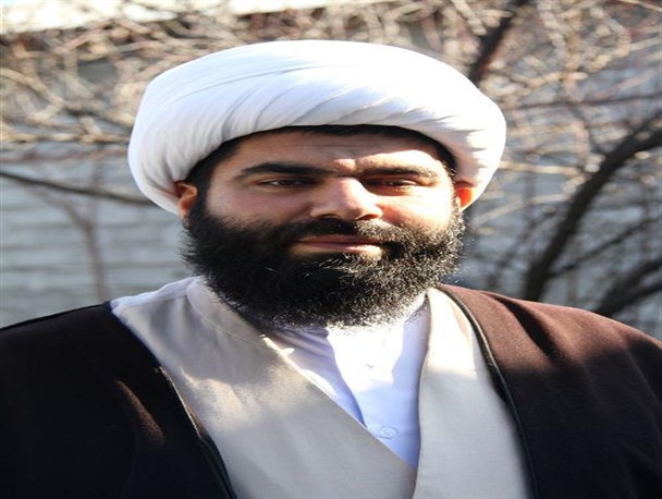 ملت شریف ایران با حضور گرم خود دشمنان قسم خورده انقلاب و ولایت را نا امید کنند/ عضو هیچ حزب و گروهی نیستم