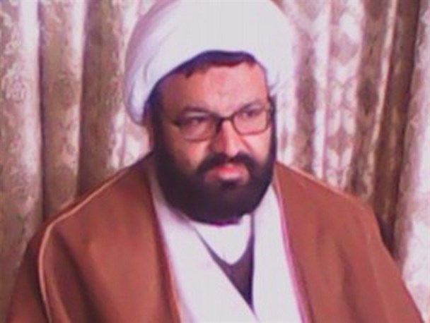 نمایندۀ اصلح ولایتمدار و به نظام جمهوری اسلامی ایران وفادار است