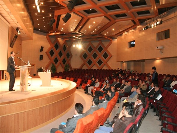 جشنواره تعاونی ها، دانشگاه ها و کارآفرینان برتر استان خوزستان در دزفول