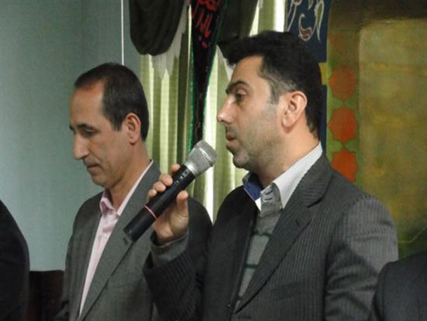دانش آموزان در تیر رس آسیب های اجتماعی قرار دارند
