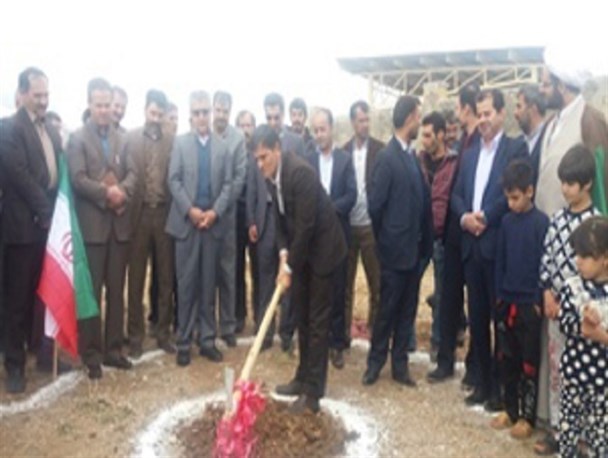 کلنگ زنی سه مدرسه خیری در لردگان