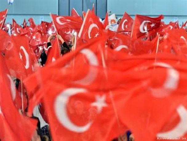 اگر به رفراندوم سیستم ریاستی رأی آری داده نشود در ترکیه جنگ داخلی روی خواهد داد