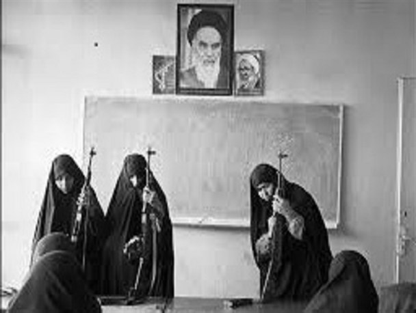 دائره المعارف نقش مشارکت بانوان مشکین دشت در دفاع مقدس تدوین می شود