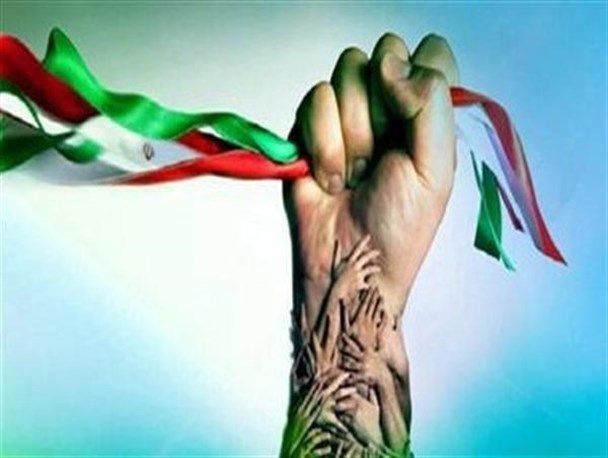 عزت ملی نتیجه خودباوری و نفی خودباختگی است/مسئولی که نتواند عزت ملی را حفظ کند مشروعیتی ندارد