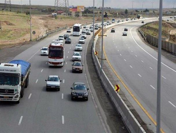 توسعه راه‌های مواصلاتی؛ محرک بخش اقتصادی/ نقش بی بدیل و موثر آذربایجان‌غربی در ترانزیت منطقه‌ای