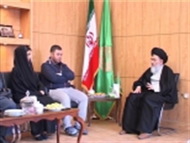 یک ایتالیایی در دیدار با تولیت شاهچراغ مسلمان شد و نامش را «مهدی» گذاشت+عکس