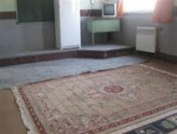 آمادگی ۴ مدرسه در تیران و کرون برای اسکان مسافران نوروزی