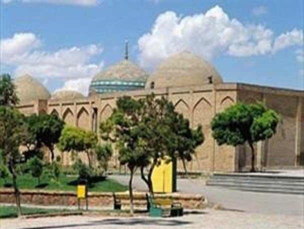 امامزاده ای که در ایران متصدی پست وزارت شد +عکس