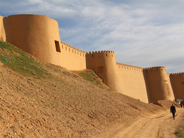 گردشگران اروپایی؛ میهمان کهندژ بلقیس