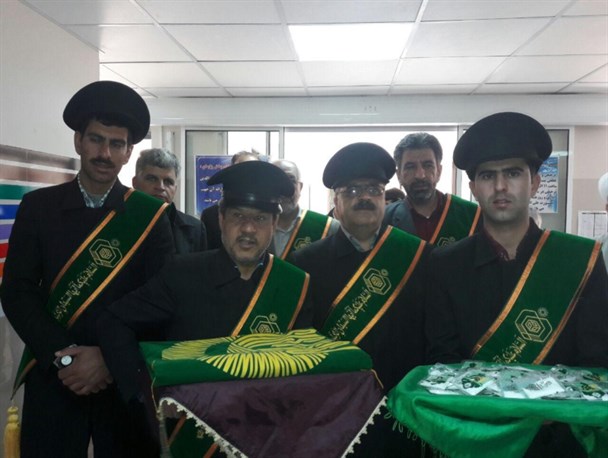 خادمان امامزاده احمد از سالمنداند اباده عیادت کردند